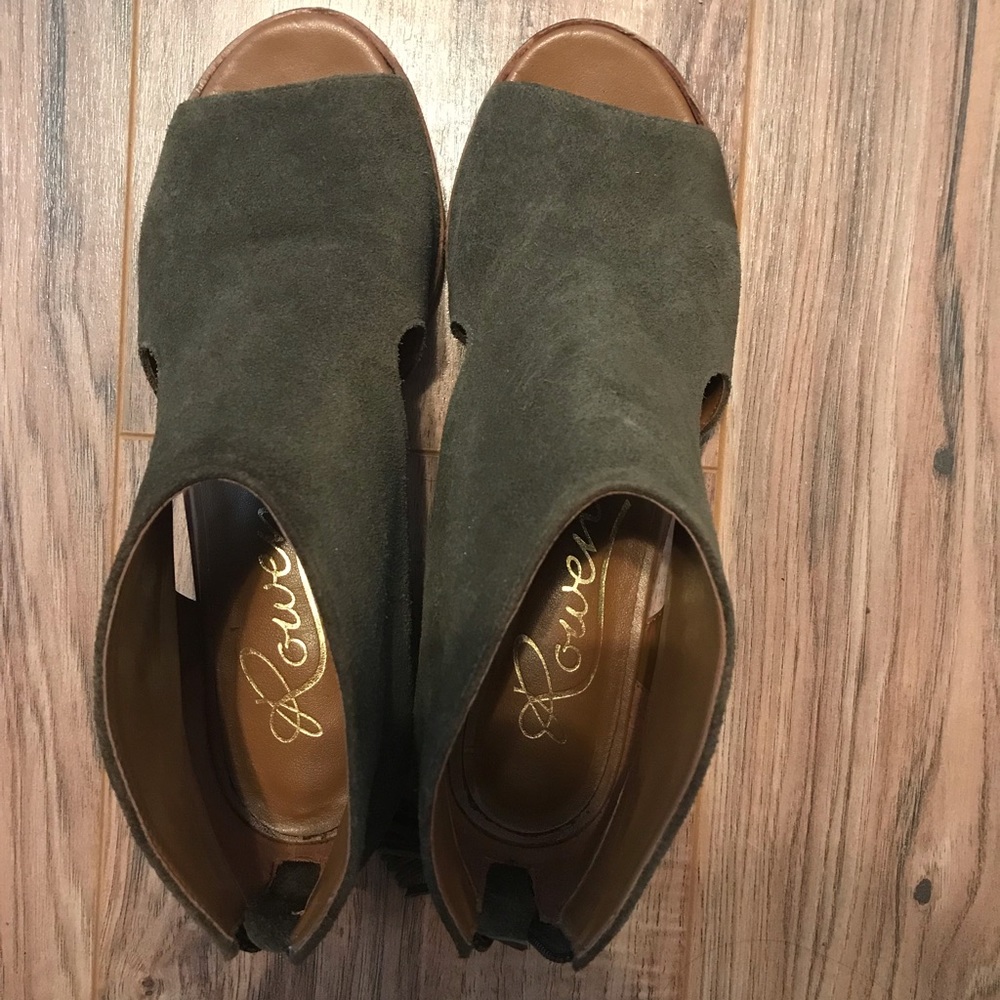 Rowen olive green sandals